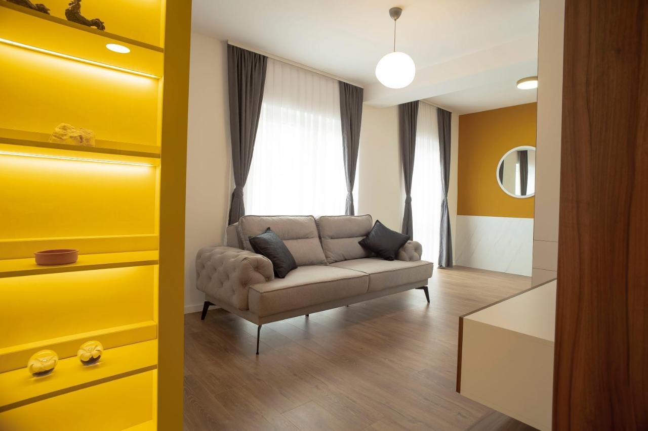 Lux Apartments Pristina Exteriör bild