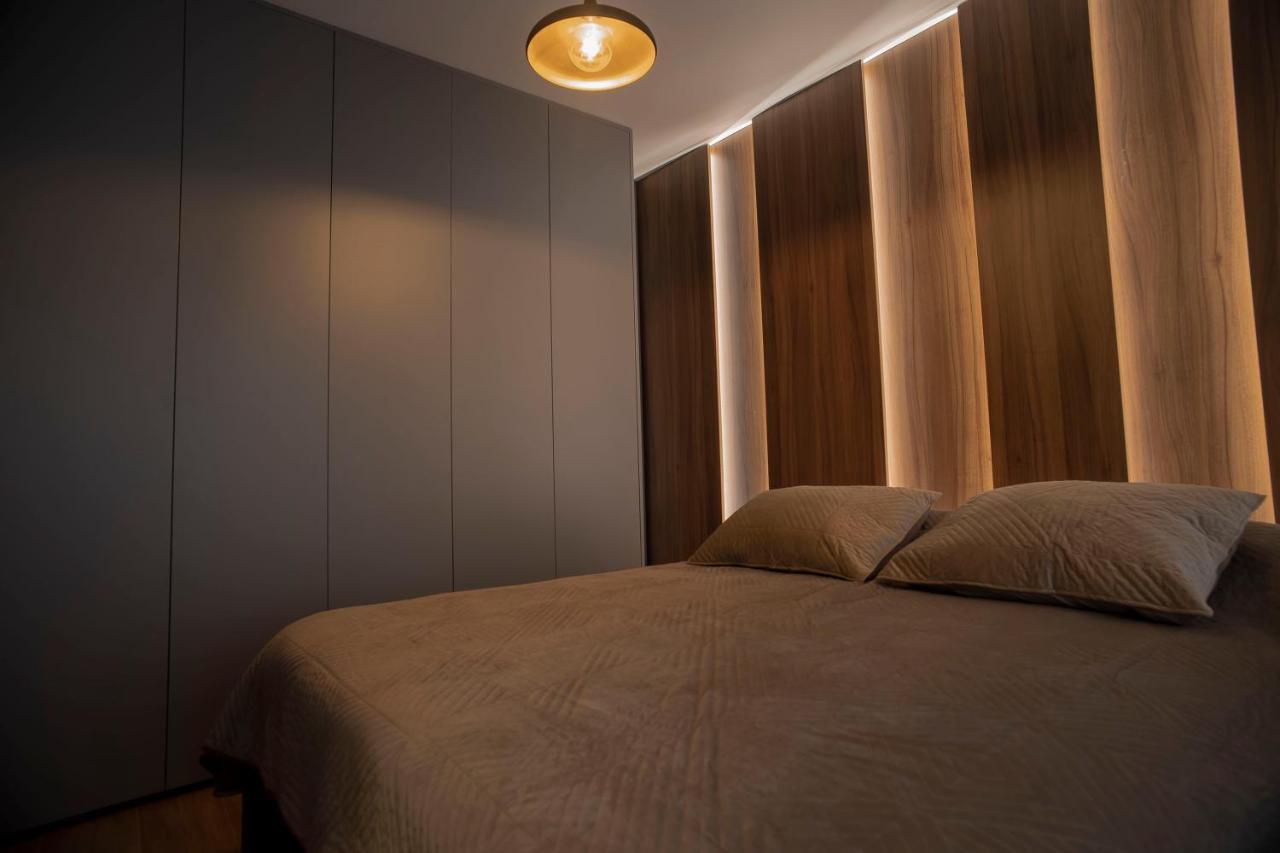Lux Apartments Pristina Exteriör bild